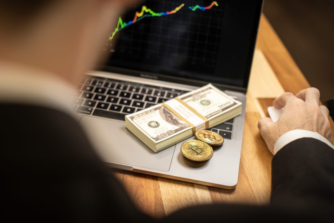 how to invest in cryptocurrency mining