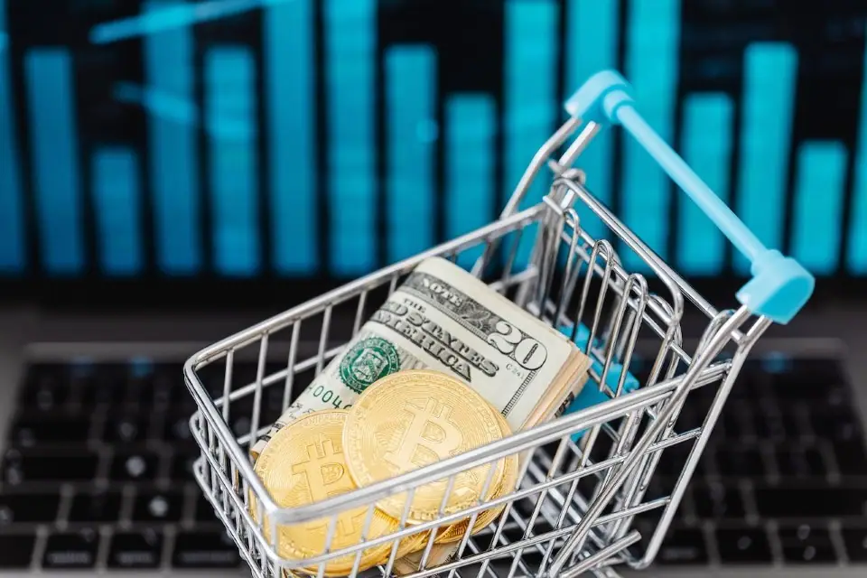 Trading with FintechZoom